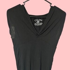 Derek Heart Black V-Neck Twist Front Women’s Top